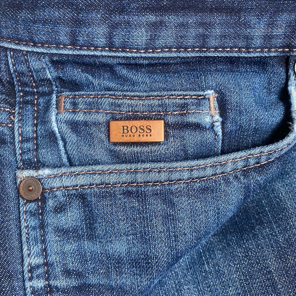 ❌❌❌SOLD❌❌❌Hugo Boss 2 pair for $30 1 pair for $20